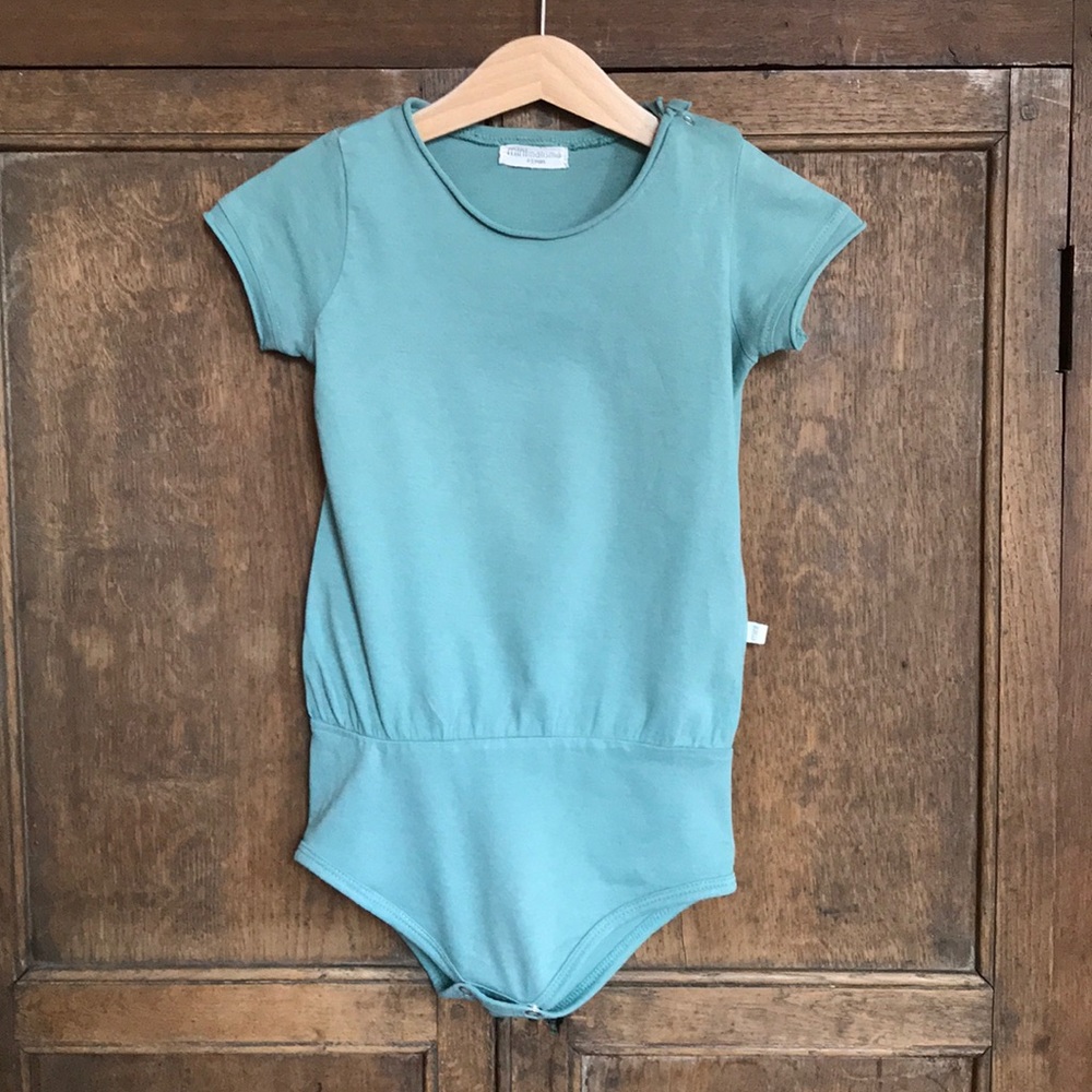 Unisex short leaves romper